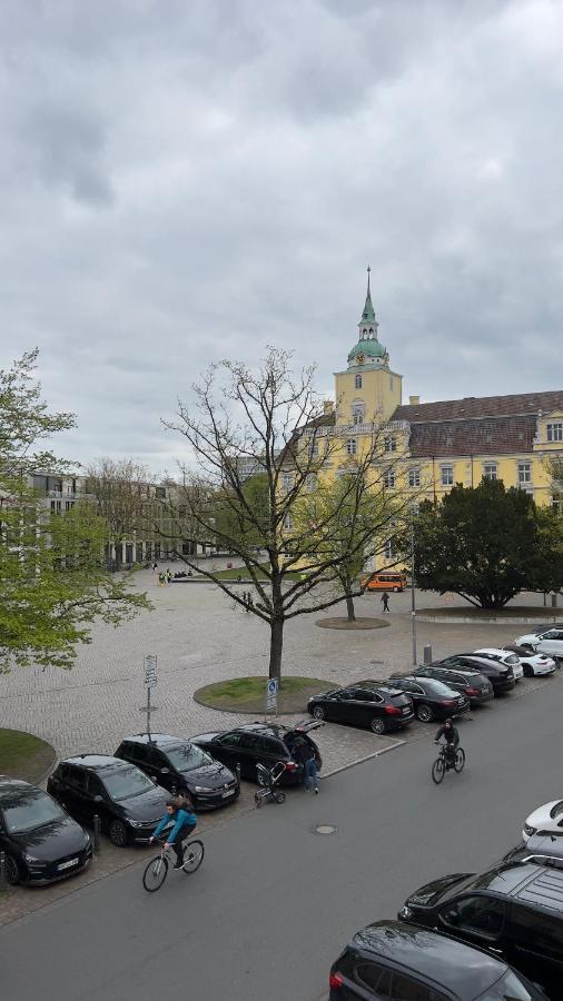 Gemuetliche Maisonettewohnung Mit Dachterrasse Am Schloss Oldenbourg Extérieur photo