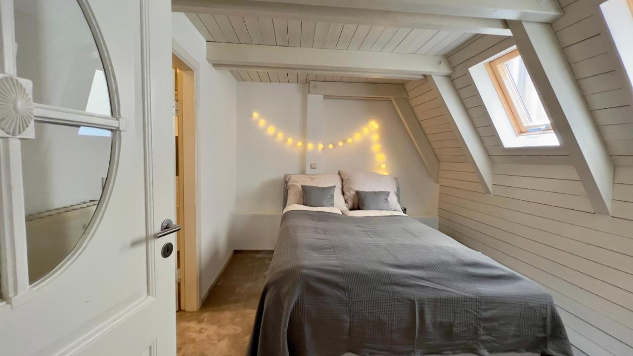 Gemuetliche Maisonettewohnung Mit Dachterrasse Am Schloss Oldenbourg Extérieur photo