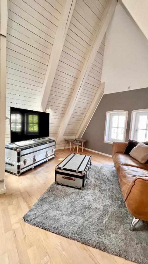 Gemuetliche Maisonettewohnung Mit Dachterrasse Am Schloss Oldenbourg Extérieur photo