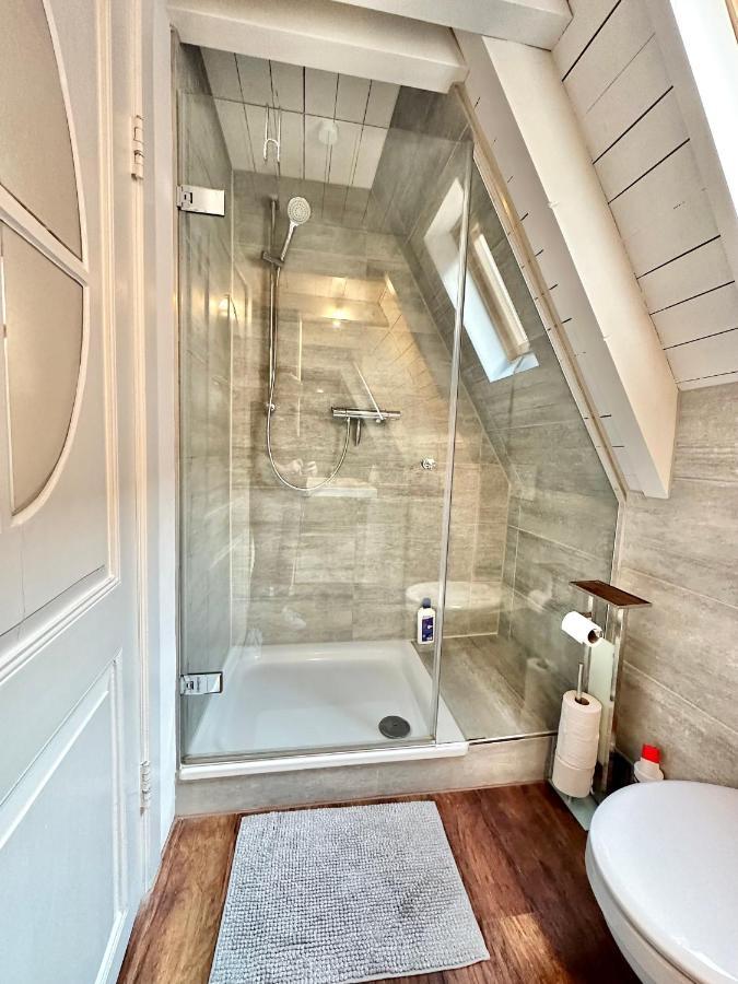 Gemuetliche Maisonettewohnung Mit Dachterrasse Am Schloss Oldenbourg Extérieur photo