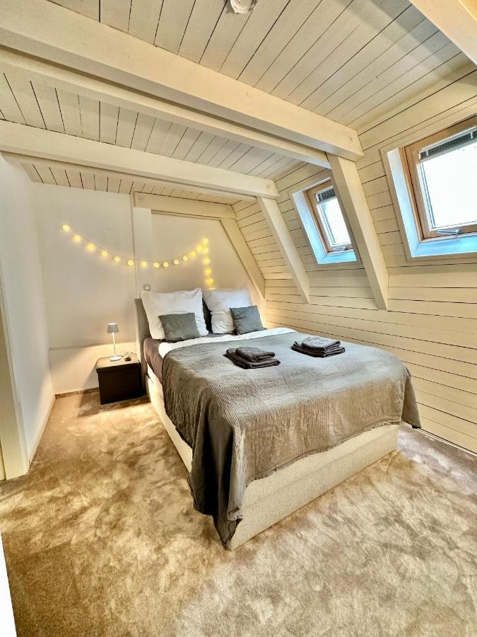 Gemuetliche Maisonettewohnung Mit Dachterrasse Am Schloss Oldenbourg Extérieur photo